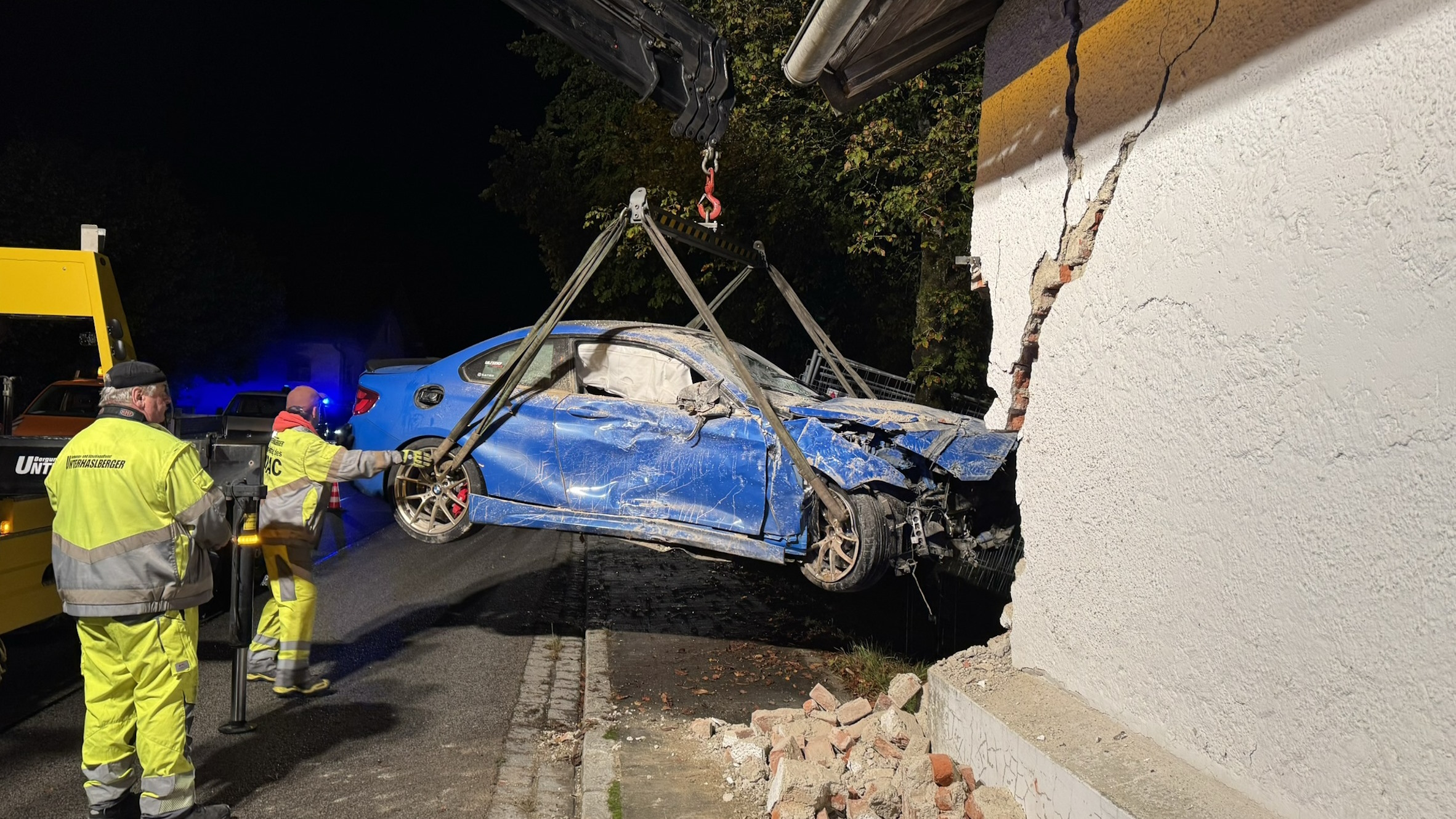 THL2 - Verkehrsunfall in der Zweibrückenstraße