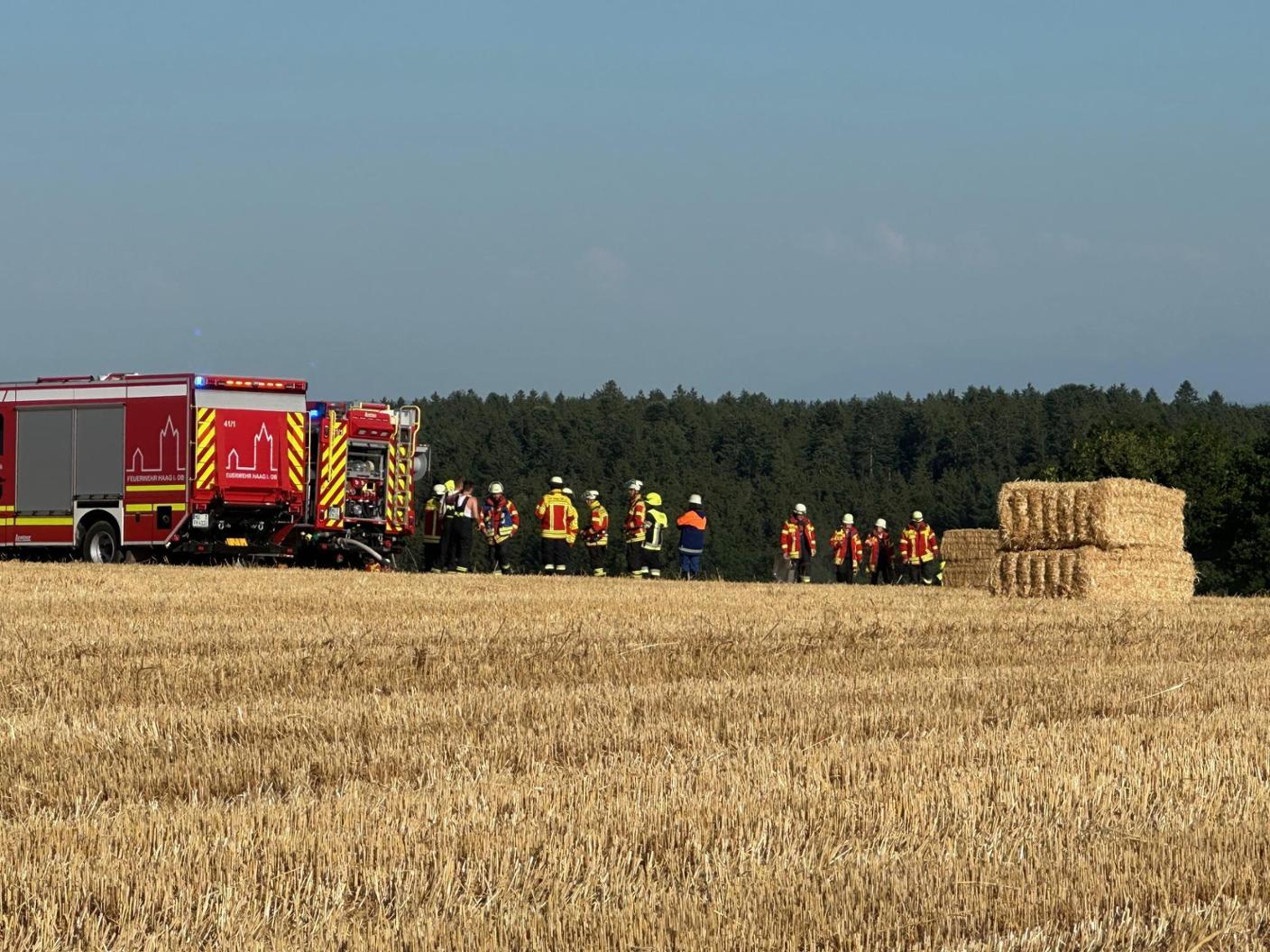 B3 - Brand einer Ballenpresse in Maitenbeth