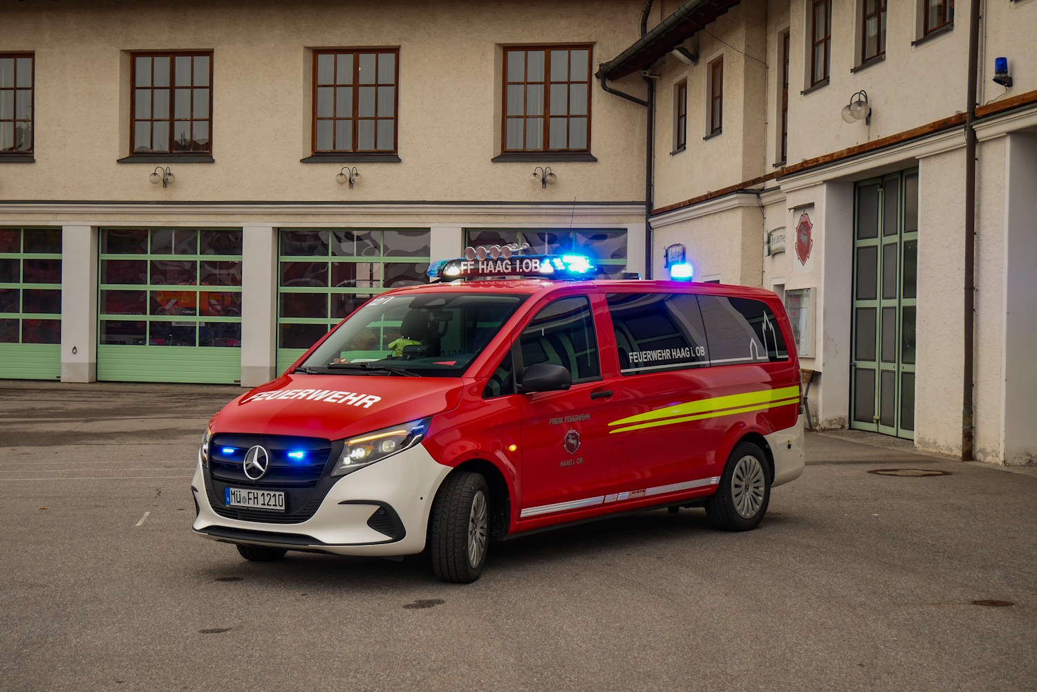 Neuer Einsatzleitwagen für die Feuerwehr Haag