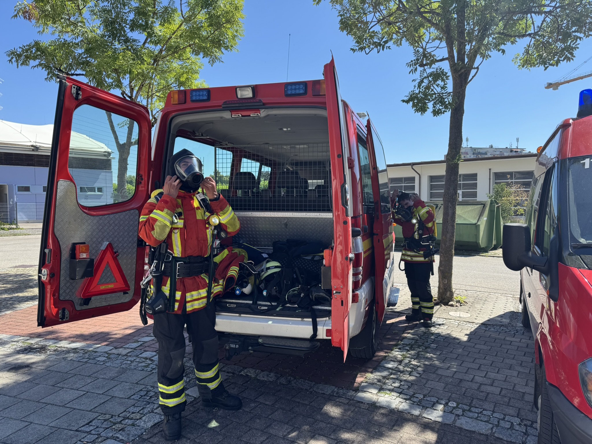 7517A531 4D4D 4DB0 A674 FF554703C25A 1 105 c